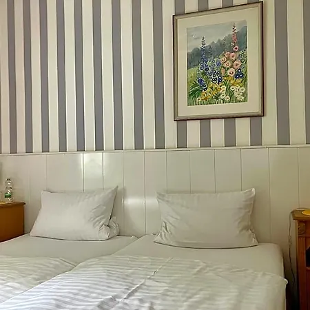 Gaestehaus Alte Liebe Estalagem Borgholzhausen